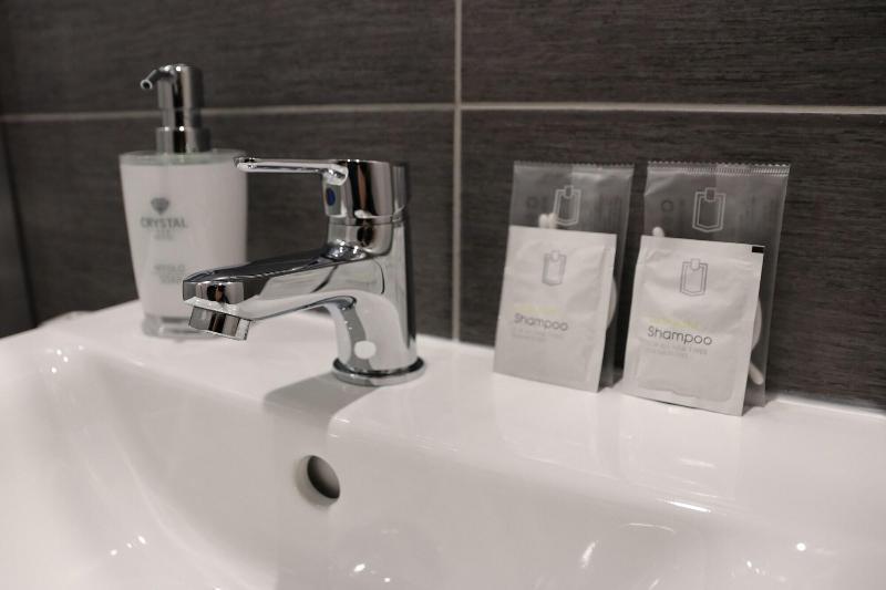 Hotel Crystal Kosice Bagian luar foto